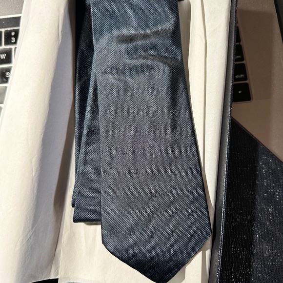 Genuine Prada Silk Tie - Picture 1 of 8